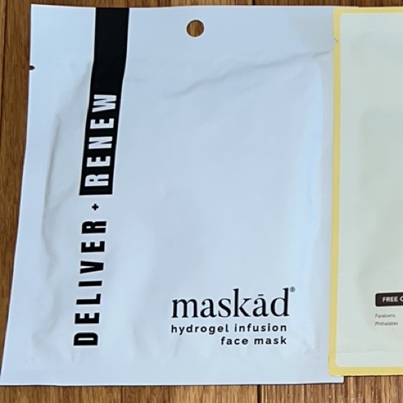 Peter Thomas Roth SPA DAY Mask Bundle + 3 Sheet Masks - Picture 6 of 8